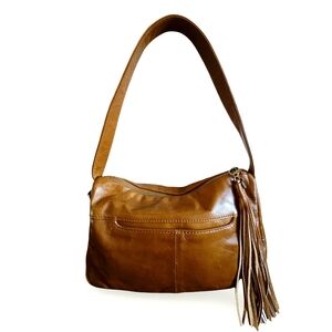 👜✨️HOBO Leather Tassel Shoulder Bag Camel Brown Zip Top